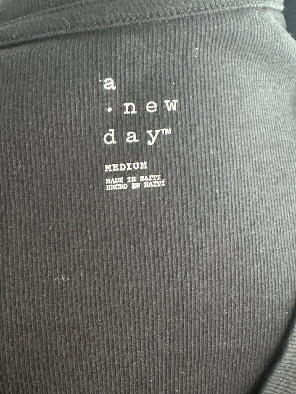 A New Day Black Ribbed Tank Top Size Medium Stretch Fitted Basic Layering Essent - Picture 6 of 7